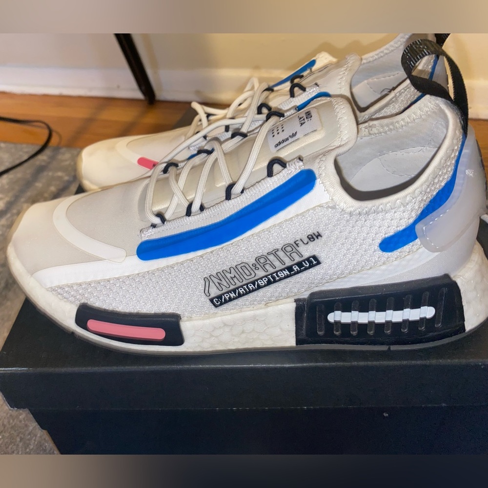 Woman’s shoes